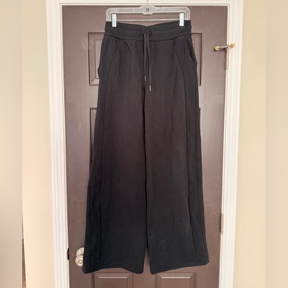 Lululemon Tall Scuba Mid Rise Pants Tall Small S Black Sweats Wide Leg - Picture 1 of 8